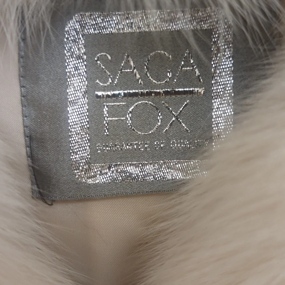Pretty SAGA Blue Shadow Fox Jacket With Cream Collar - Picture 2 of 3
